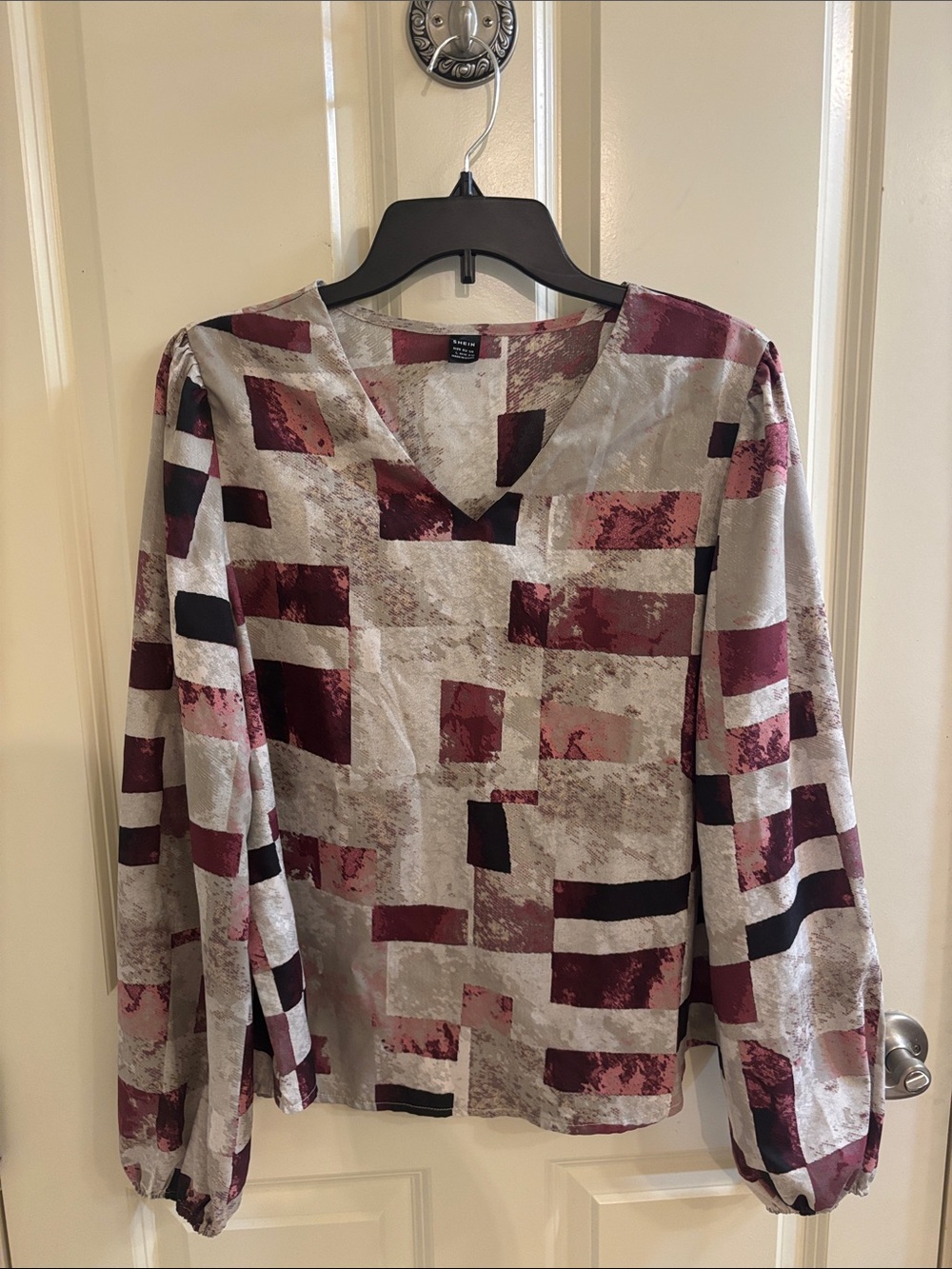 SHEIN Burgundy and Gray Geometric V-Neck Long Sleeve Blouse
